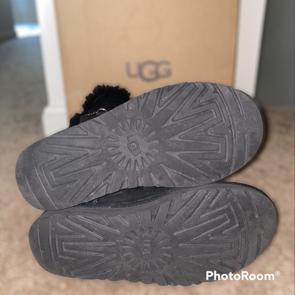 UGG Australia Azalea Size 7 With Box - Picture 2 of 8